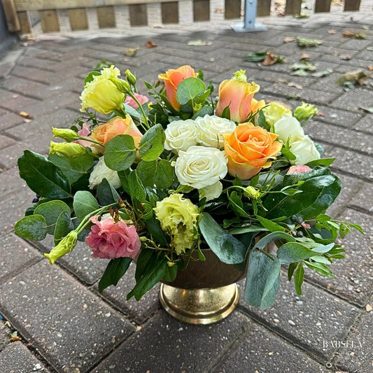 Luxe Table Bloom
