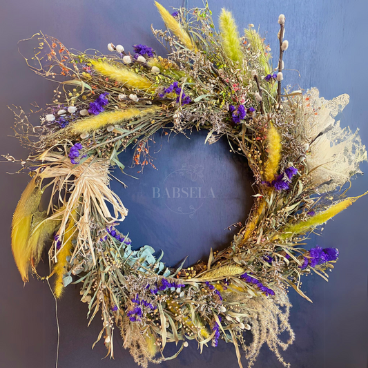 Country Meadow Wreath with dried flowers, available from Beckenham flowers near me