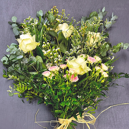 Elegant Harmony Sheaf with Mixed Flowers - Order Now from Florist in Croydon