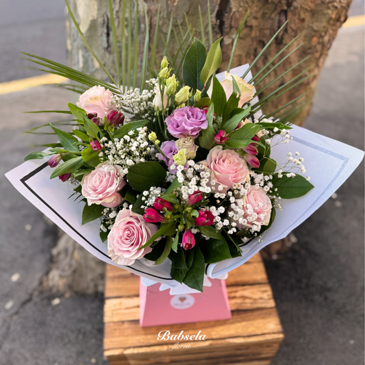 Rose Parlour Bouquet