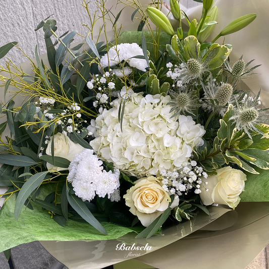 Whisper of Frost Bouquet2